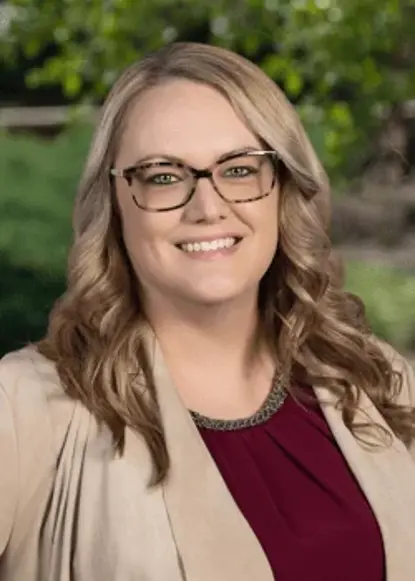 Emily  McClellan Photo